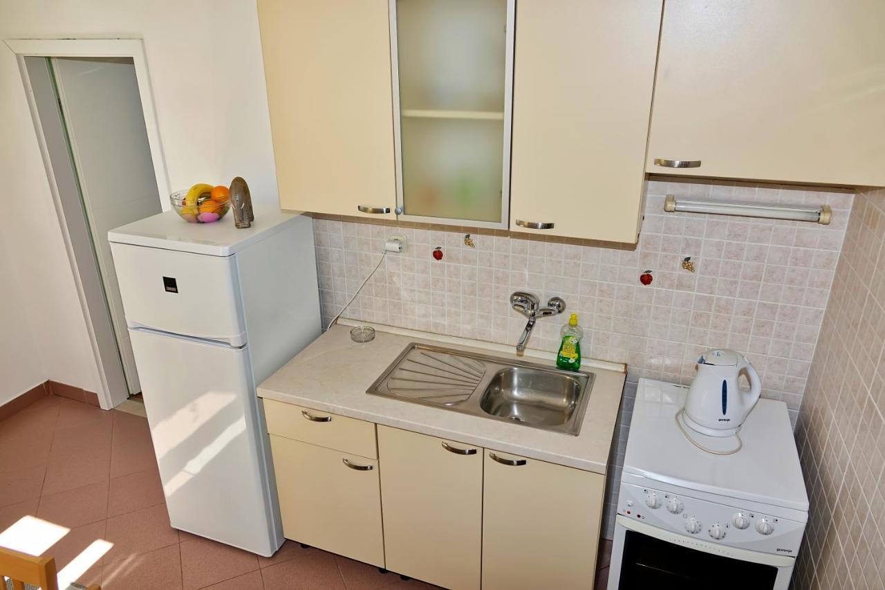 Appartamento Roza Baška Voda Esterno foto