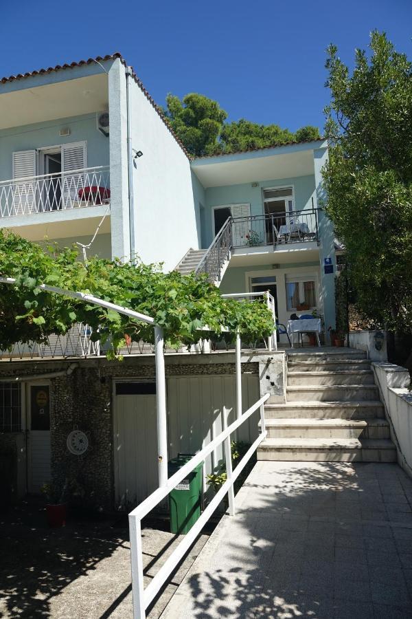 Appartamento Roza Baška Voda Esterno foto